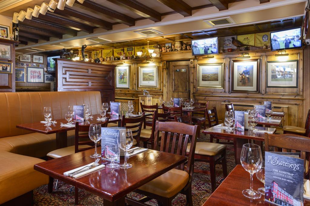 Mcsweeney Arms Hotel Килларни Экстерьер фото